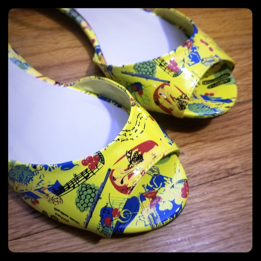 Jazz Lovers Peep Toe Flats